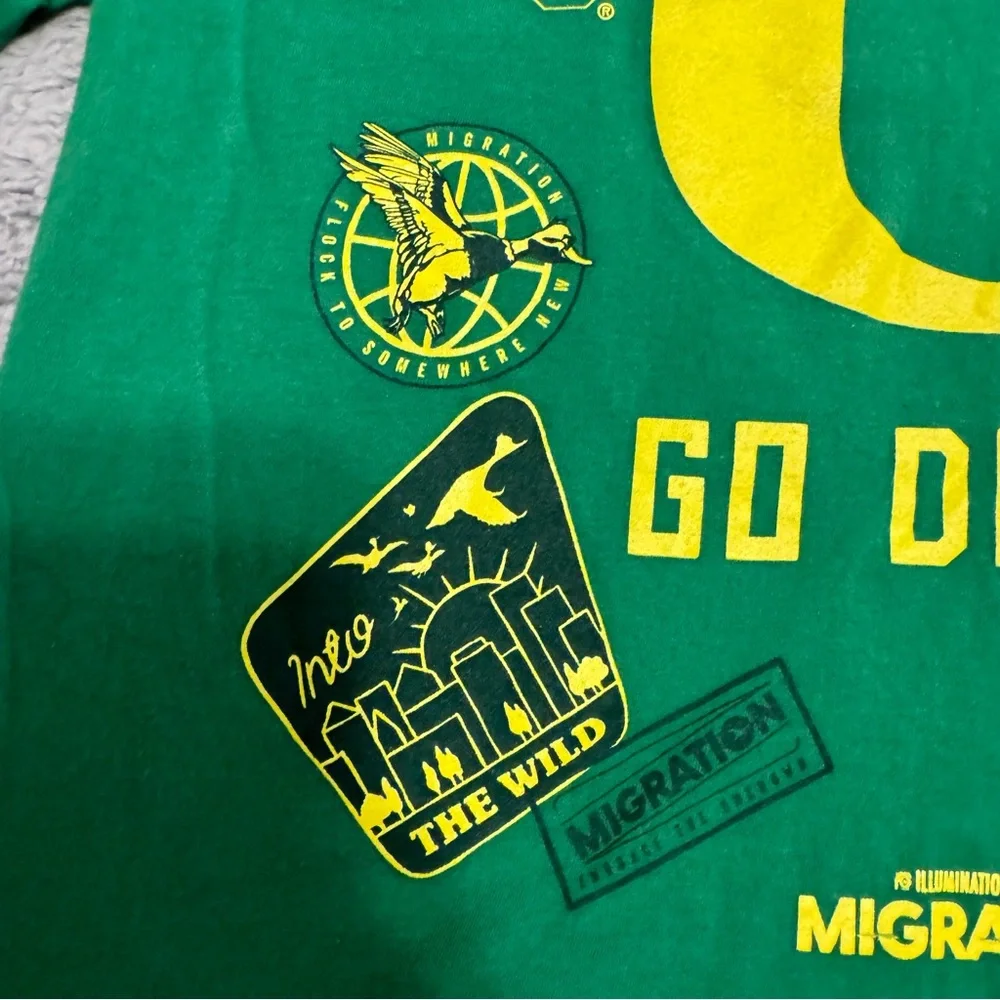 Oregon Ducks Shirt X Migration S/S Tee Men’s Size‎ Small Green Nike Movie
